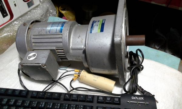 มอเตอร์เกียร์เฟื่องทด กำลังสูง