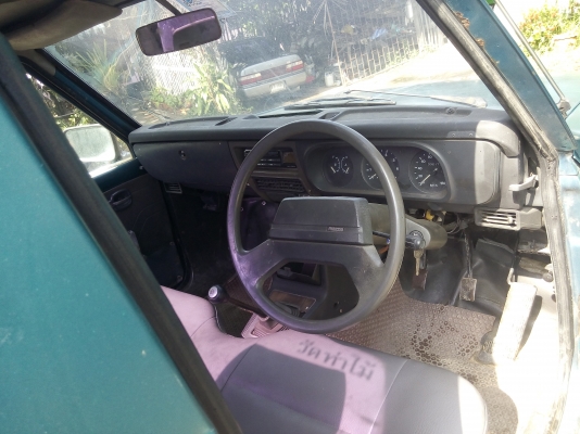 Mazda. Familia. 1400cc 5เกียร์