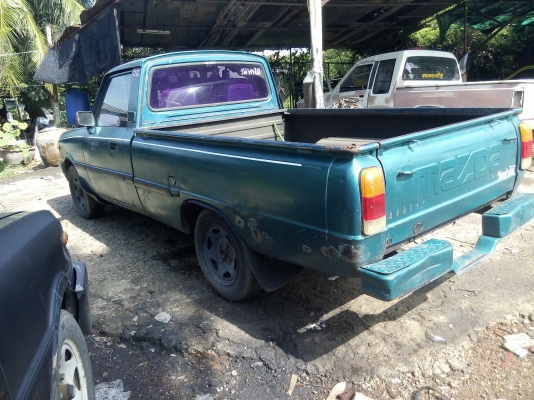 Mazda. Familia. 1400cc 5เกียร์