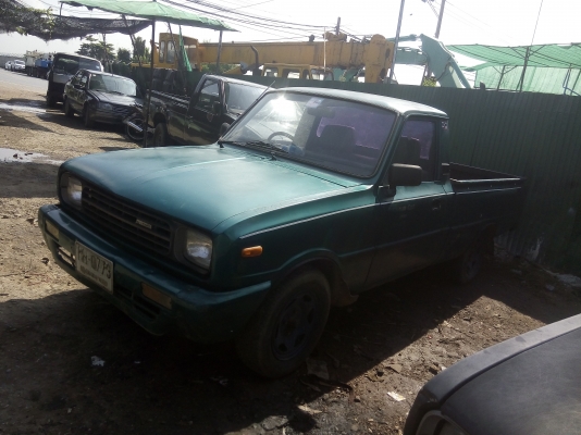 Mazda. Familia. 1400cc 5เกียร์