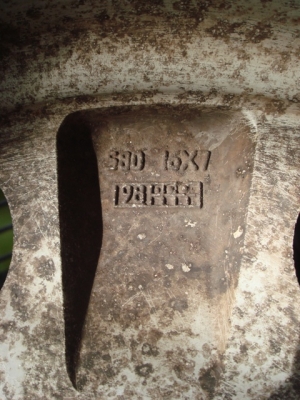 ขายยาง bf all 265 75 16 พร้อมล้อหยดน้ำ usa ดอกเหลือเยอะสวยครับ