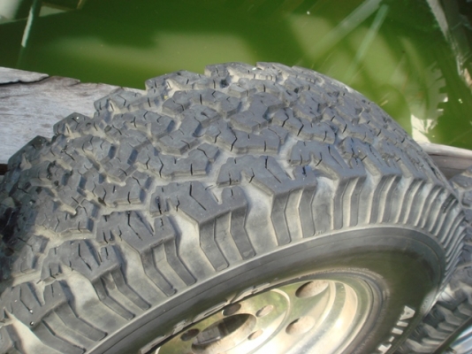 ขายยาง bf all 265 75 16 พร้อมล้อหยดน้ำ usa ดอกเหลือเยอะสวยครับ ขายยาง bf all 265 75 16 พร้อมล้อหยดน้ำ usa ดอกเหลือเยอะสวยครับ