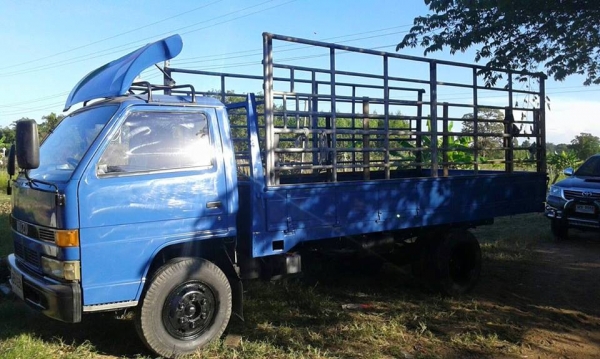 ขายรถ6ล้อ NPR115แรง เครื่องดีแคชซีสวย สภาพพร้อมใช้งาน เอกสารพร้อมโอน  สนใจโทร 090-8588220คุณนะ 093-3258446คุณบิว หรือเข้าดูสินค้าอื่นๆได้ที่ www.truck.in.th/498 หรือเพจFacebook ณรงค์ ซื้อขายรถมือสอง (เว็บไซต์ส่วนตัว) หรือFacebook ตลาดรถมือสอง คุณนะ