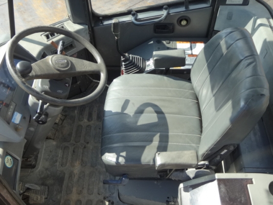 (คันที่2) KOMATSU WA 100-3 มีให้เลือก 3คัน นำเข้าจากญี่ปุ่น 090-986-2521 อ๊อบ