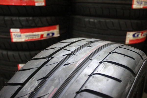 ยาง GT RADIAL CHAMPIRO SX-2 215/45R17