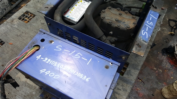 คอมทำความเย็นในรถห้องเย็นพร้อมหม้อแปลงไฟ รหัส S-15-1 คอมทำความเย็นในรถห้องเย็นพร้อมหม้อแปลงไฟ รหัส S-15-1