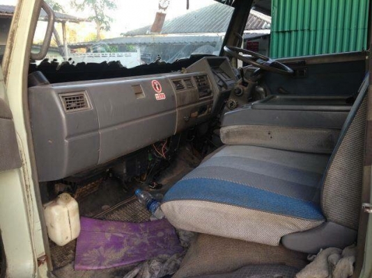 ขาย FB2W 120 ห้างแท้ กะบะยาว 5 เมตร ทะเบียนพร้อมโอน