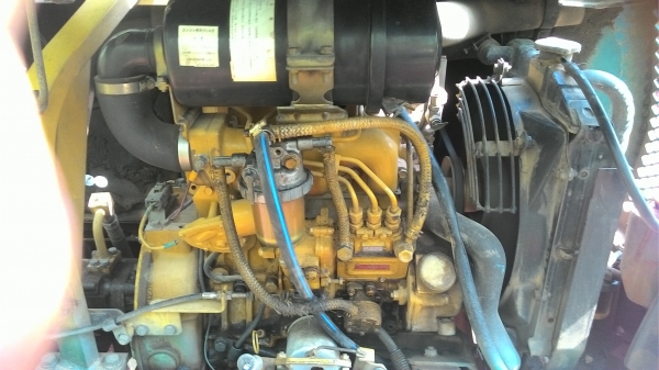 ขายรถขุดเล็กkomatsupc20-7 ราคาต่อรองครับ