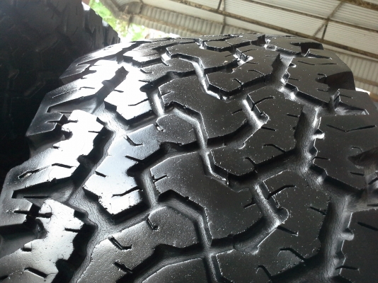 ยางBF goodrish AT ko ขนาด 265/75/16 ปี11