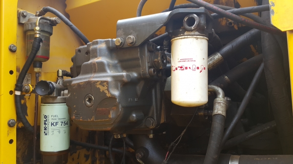 ขายรถแบคโฮ โคมัทสึ PC-200-8 ปี.52 ปรายปี ช่วงล้างเต็ม ไฟครบ เล่มทะเบียน ราคา.1600000 ต่อรอง