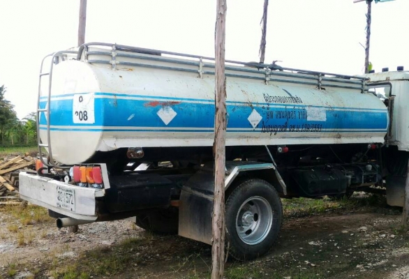 หกล้อ ฮีโน่ FF17-168แรง บรรทุกถังน้ำ 7,000ลิต อุปกรณ์ปั้มครบ สภาพดีสวยพร้อมใช้ เล่มภาษีปี59 ทะเบียนพร้อมโอน