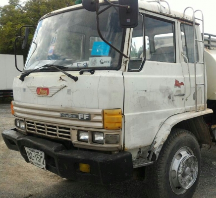 หกล้อ ฮีโน่ FF17-168แรง บรรทุกถังน้ำ 7,000ลิต อุปกรณ์ปั้มครบ สภาพดีสวยพร้อมใช้ เล่มภาษีปี59 ทะเบียนพร้อมโอน