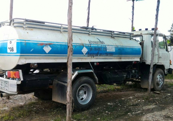 หกล้อ ฮีโน่ FF17-168แรง บรรทุกถังน้ำ 7,000ลิต อุปกรณ์ปั้มครบ สภาพดีสวยพร้อมใช้ เล่มภาษีปี59 ทะเบียนพร้อมโอน