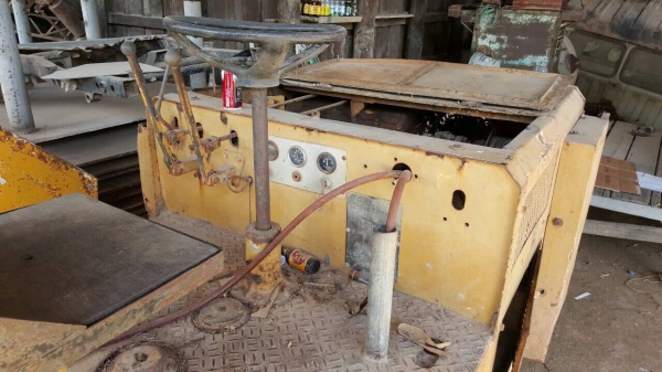 ขายรถบด ขนาดเล็ก ใช้งานได้ปกติ เครื่อง ISUZU ราคาคุยกันได้ ขายรถบด ขนาดเล็ก ใช้งานได้ปกติ เครื่อง ISUZU ราคาคุยกันได้