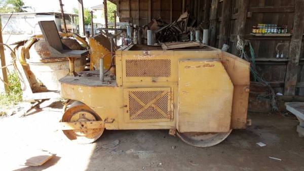 ขายรถบด ขนาดเล็ก ใช้งานได้ปกติ เครื่อง ISUZU ราคาคุยกันได้