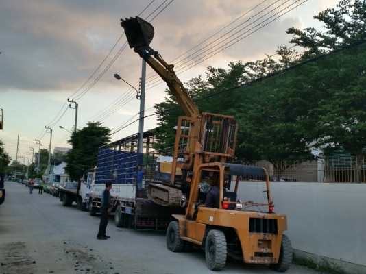 รถขุด PC 40 KOMATSU จัดส่ง บุรีรัมย์ แล้วนะครับ รอรับได้เลยครับ ขอบคุณครับ รถขุด PC 40 KOMATSU จัดส่ง บุรีรัมย์ แล้วนะครับ รอรับได้เลยครับ ขอบคุณครับ