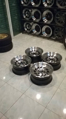 ล้อ15 กว้าง7" 5ู ราคา5500