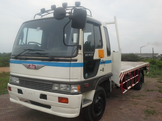 HINOไฮเท็ค 195แรง ยาว 6 ม.ยางดีทั้งหมด 6เส้น เครื่องดี ครัทซีสวย ขาย 430,000 บาท ศุภากร 081-1903107 , 081-4252943)