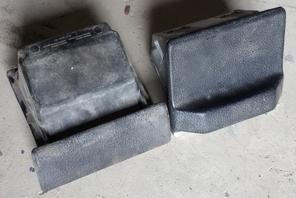 ที่เขี่ยบุหรี่ W108