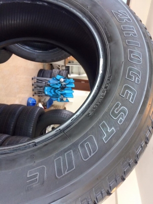 ยางเปอเซน 255/65/17 บริสโตน ปี13 ชุด3,300฿ ดอกเพียบ