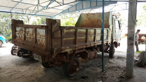 ขายตามสภาพ 6 ล้อดั้ม HINO FC 120 แรงม้า เครื่องสตาร์ทไม่ติด คัสซีมีปะมีดาม ทะเบียนชุดโอนครบ ราคาต่อรองได้ ขายตามสภาพ 6 ล้อดั้ม HINO FC 120 แรงม้า เครื่องสตาร์ทไม่ติด คัสซีมีปะมีดาม ทะเบียนชุดโอนครบ ราคาต่อรองได้