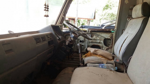 ขายตามสภาพ 6 ล้อดั้ม HINO FC 120 แรงม้า เครื่องสตาร์ทไม่ติด คัสซีมีปะมีดาม ทะเบียนชุดโอนครบ ราคาต่อรองได้ ขายตามสภาพ 6 ล้อดั้ม HINO FC 120 แรงม้า เครื่องสตาร์ทไม่ติด คัสซีมีปะมีดาม ทะเบียนชุดโอนครบ ราคาต่อรองได้