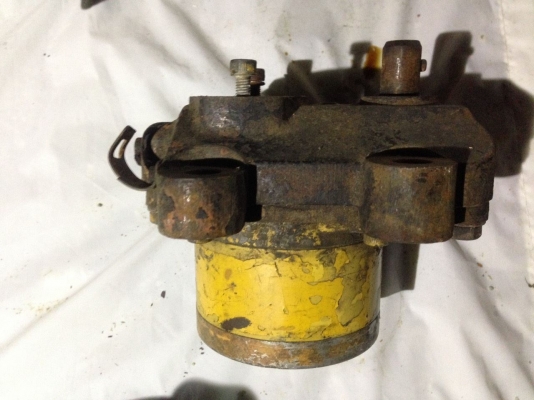 คอนโทรลมือ ตัวเดิน มอเตอร์คันเร่ง Komatsu 200-5