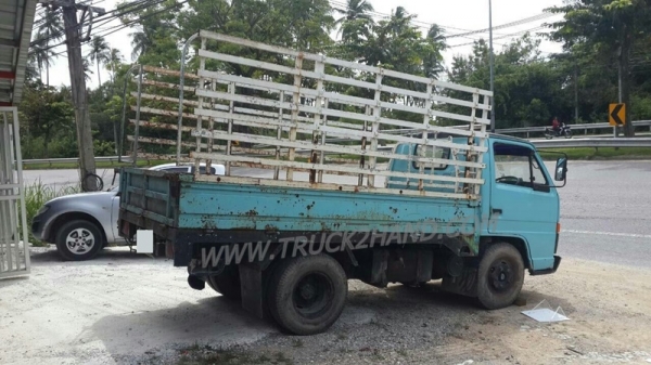 รถบรรทุก ISUZU 6 ล้อ รุ่น NKR55EU5 88 แรงม้า ปีจดทะเบียน 2533 รถบรรทุก ISUZU 6 ล้อ รุ่น NKR55EU5 88 แรงม้า ปีจดทะเบียน 2533