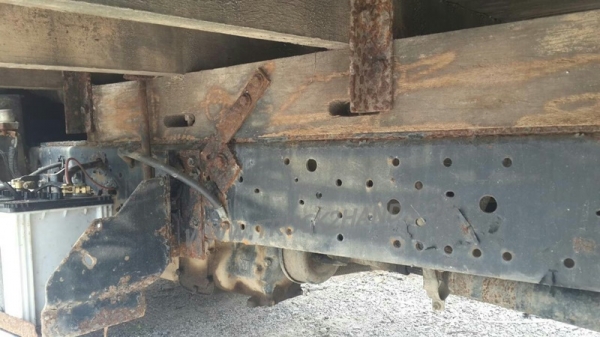 รถบรรทุก ISUZU 6 ล้อ รุ่น NKR55EU5 88 แรงม้า ปีจดทะเบียน 2533 รถบรรทุก ISUZU 6 ล้อ รุ่น NKR55EU5 88 แรงม้า ปีจดทะเบียน 2533