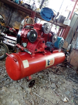 ขายปั้มลม TM 5แรง 3สูบไฟ3เฟรส ขายปั้มลม TM 5แรง 3สูบไฟ3เฟรส