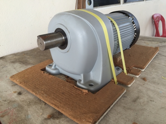 ขายถูก มอเตอร์เกียร์ 3 แรงม้า (2.2 กิโลวัตถ์) ความเร็ว 100 รอบต่อนาที ป้องกันน้ำ ใช้งานภายนอก Outdoor