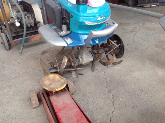 เครื่องพรวนดินคูโบต้า