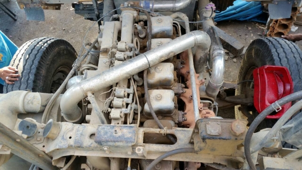 ขาย เครื่องยนต์  Hyundai 290แรงม้า พร้อมชุดก๊าส NGV