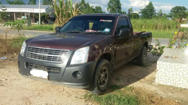 ขายD-Max2.5ปี07ถูกๆเอาใว้ใช้งานเข้าไร่เข้าสวนรถไม่มีเล่ม89000