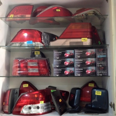 จำหน่ายล้อแม็กซ์ และอะไหล่รถยนต์ ราคาไม่แพง จัดส่งทั่วประเทศครับ