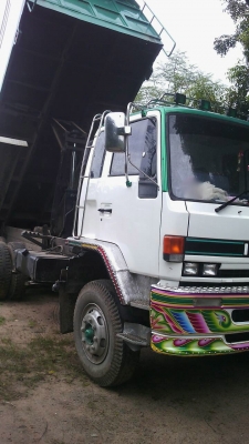 รถอีซุซุ 10 ล้อดั้ม FXZ 175 แรงม้า / เปลื่ยนเครื่อง 185 แรงม้า.   สนใจติดต่อ  081 - 6079515