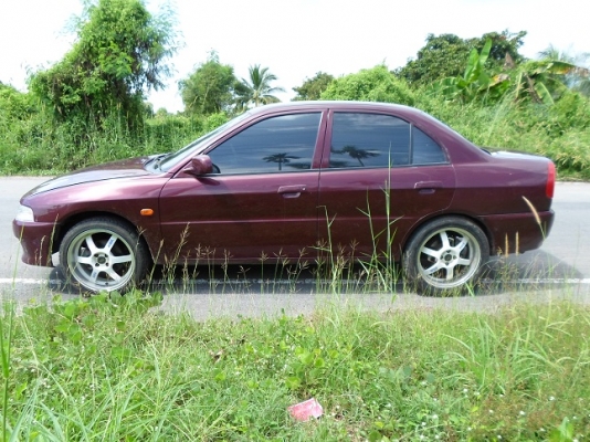 ยี่ห้อ Mitsubishi รุ่น LANCER ปี2000 ยี่ห้อ Mitsubishi รุ่น LANCER ปี2000