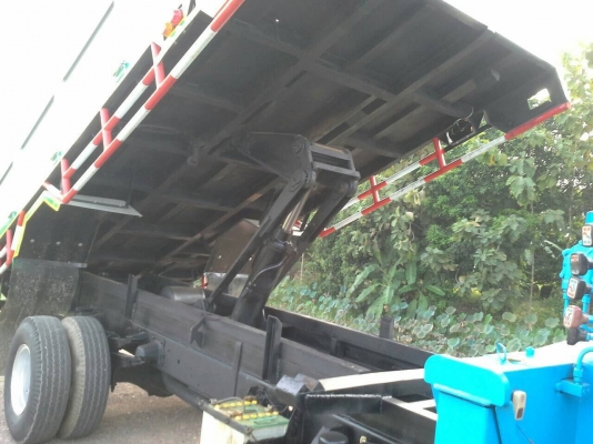 HINO 6 ล้อ MECA 175 แรง ดั้ม พร้อมเครน3.5ตัน 5เหลี่ยม (ขาสลับ) สภาพสวยพร้อมใช้ ขาย 980,000 บาท (ศุภากร 081-1903107 , 081-4252943)