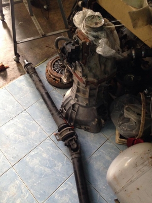 ขายชุดเกียร์คอมมูเตอร์ มีปลายเกียร์5 ฟายวีลคลัช เพลา ให้หมด