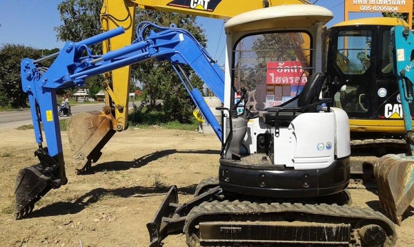 ขายรถขุดมือสองญี่ปุ่นMITSUBISHI MM30SR-3 ขายรถขุดมือสองญี่ปุ่นMITSUBISHI MM30SR-3