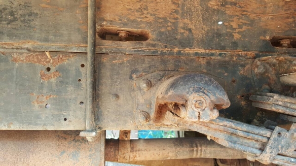 ขาย 6 ล้อ ISUZU KS เครื่อง 4BD1 110 แรงม้า ฝาขาว คัสซีดี กระบะไม่ค่อยสวยพื้นมีผุหน่อย ทะเบียนพร้อมโอนครับ ขาย 6 ล้อ ISUZU KS เครื่อง 4BD1 110 แรงม้า ฝาขาว คัสซีดี กระบะไม่ค่อยสวยพื้นมีผุหน่อย ทะเบียนพร้อมโอนครับ