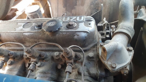 ขาย 6 ล้อ ISUZU KS เครื่อง 4BD1 110 แรงม้า ฝาขาว คัสซีดี กระบะไม่ค่อยสวยพื้นมีผุหน่อย ทะเบียนพร้อมโอนครับ ขาย 6 ล้อ ISUZU KS เครื่อง 4BD1 110 แรงม้า ฝาขาว คัสซีดี กระบะไม่ค่อยสวยพื้นมีผุหน่อย ทะเบียนพร้อมโอนครับ