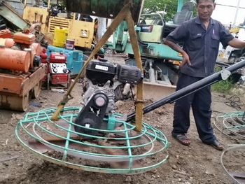 อีกตัวครับ - เครื่องขัดพื้นปูน คอนกรีด ขัดมัน มือสองญี่ปุ่น เครื่อง HONDA 4 จังหวะ พร้อมใช้งาน