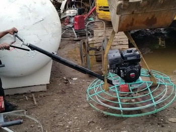 อีกตัวครับ - เครื่องขัดพื้นปูน คอนกรีด ขัดมัน มือสองญี่ปุ่น เครื่อง HONDA 4 จังหวะ พร้อมใช้งาน อีกตัวครับ - เครื่องขัดพื้นปูน คอนกรีด ขัดมัน มือสองญี่ปุ่น เครื่อง HONDA 4 จังหวะ พร้อมใช้งาน