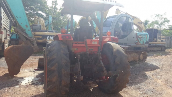 ขายรถไถ KUBOTA M9000 เอกสารเล่มทะเบียนครบ อุปกรณ์มีแค่ผานดันหน้า ราคาต่อรองได้ครับ ขายรถไถ KUBOTA M9000 เอกสารเล่มทะเบียนครบ อุปกรณ์มีแค่ผานดันหน้า ราคาต่อรองได้ครับ