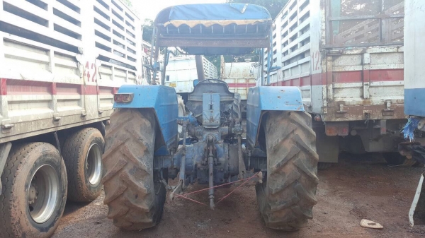 ขายรถไถ FORD 5500 เอกสารเล่มทะเบียนครบ เครื่อง T2 ยางดี คานหน้าเปลี่ยนแล้วติดคีบได้เลย อุปกรณ์มีแค่ผานดันหน้า ราคาต่อรองได้ครับ ขายรถไถ FORD 5500 เอกสารเล่มทะเบียนครบ เครื่อง T2 ยางดี คานหน้าเปลี่ยนแล้วติดคีบได้เลย อุปกรณ์มีแค่ผานดันหน้า ราคาต่อรองได้ครับ