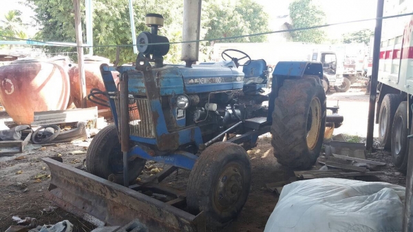 ขายรถไถ FORD 6600 เครื่อง T5 สภาพพร้อมใช้งาน เอกสารเล่มทะเบียนครบ อุปกรณ์มีผานดันหน้า และผาน 5 เปลี่ยนคานหน้าใหญ่แล้วครับ ขายรถไถ FORD 6600 เครื่อง T5 สภาพพร้อมใช้งาน เอกสารเล่มทะเบียนครบ อุปกรณ์มีผานดันหน้า และผาน 5 เปลี่ยนคานหน้าใหญ่แล้วครับ