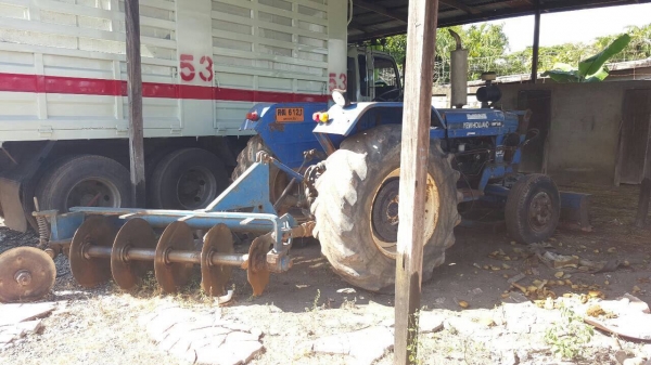 ขายรถไถ FORD 6600 เครื่อง T5 สภาพพร้อมใช้งาน เอกสารเล่มทะเบียนครบ อุปกรณ์มีผานดันหน้า และผาน 5 เปลี่ยนคานหน้าใหญ่แล้วครับ ขายรถไถ FORD 6600 เครื่อง T5 สภาพพร้อมใช้งาน เอกสารเล่มทะเบียนครบ อุปกรณ์มีผานดันหน้า และผาน 5 เปลี่ยนคานหน้าใหญ่แล้วครับ