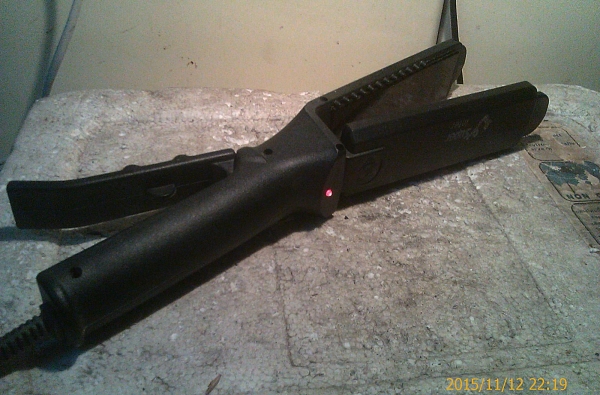 เครื่องหนีบผมตรง V SUPER INTER Ionic