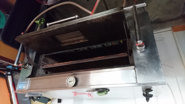 ขายเตาอบแสตนเลสใส่ได้4ถาดมือสอง9000